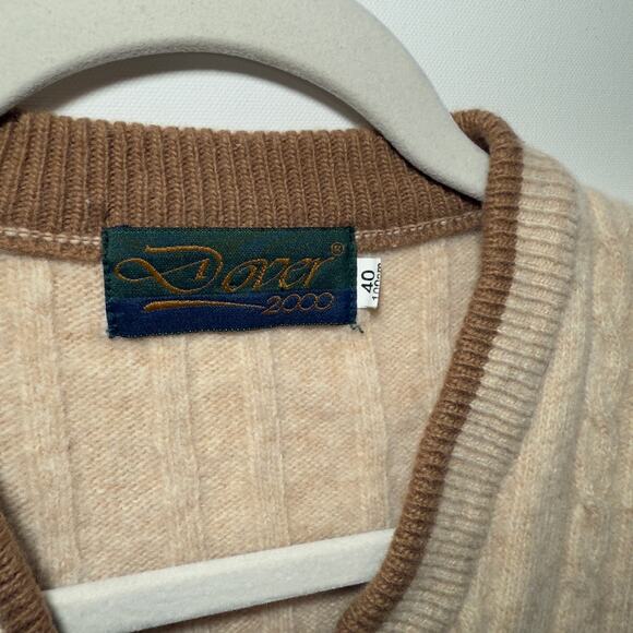 Dover 2000 Wool Sweater Vest Tan Brown Cable Knit 40 Preppy Old Money Style - Picture 4 of 4